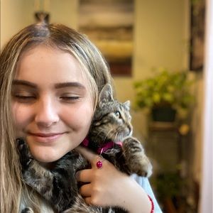 Meet your Posher, Emma